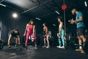 Descubre los increíbles beneficios del CrossFit para atletas de todos los niveles. ¡Mejora tu fuerza, resistencia y más con CrossFit hoy!